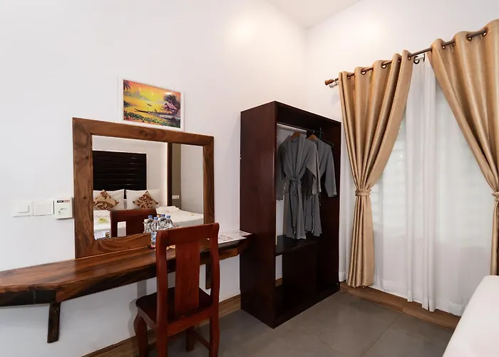 Sanna Hotel 3*